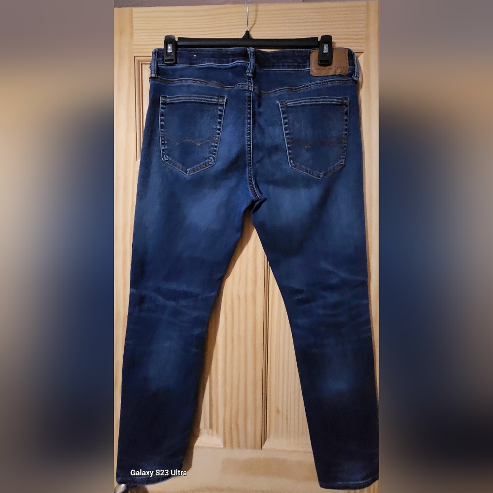 American Eagle Jean's